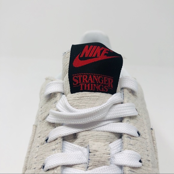 Nike Stranger Things Classic Cortez Upside Down - Picture 6 of 7